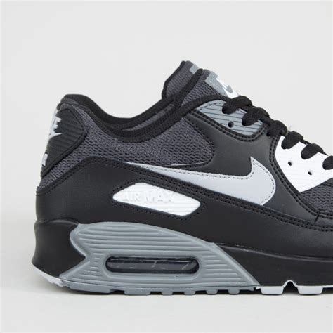 air max 90 cool grey.